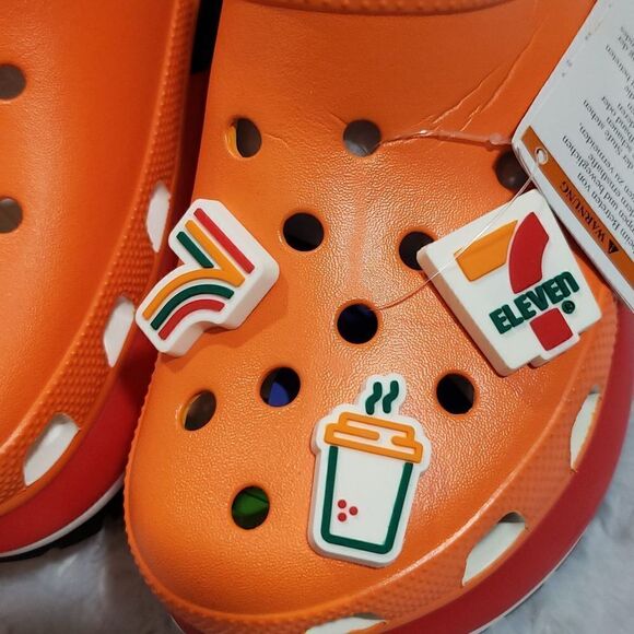 Mega Crush 7 Eleven x Crocs orange and green Mens 6, Womens 8 - Picture 3 of 14